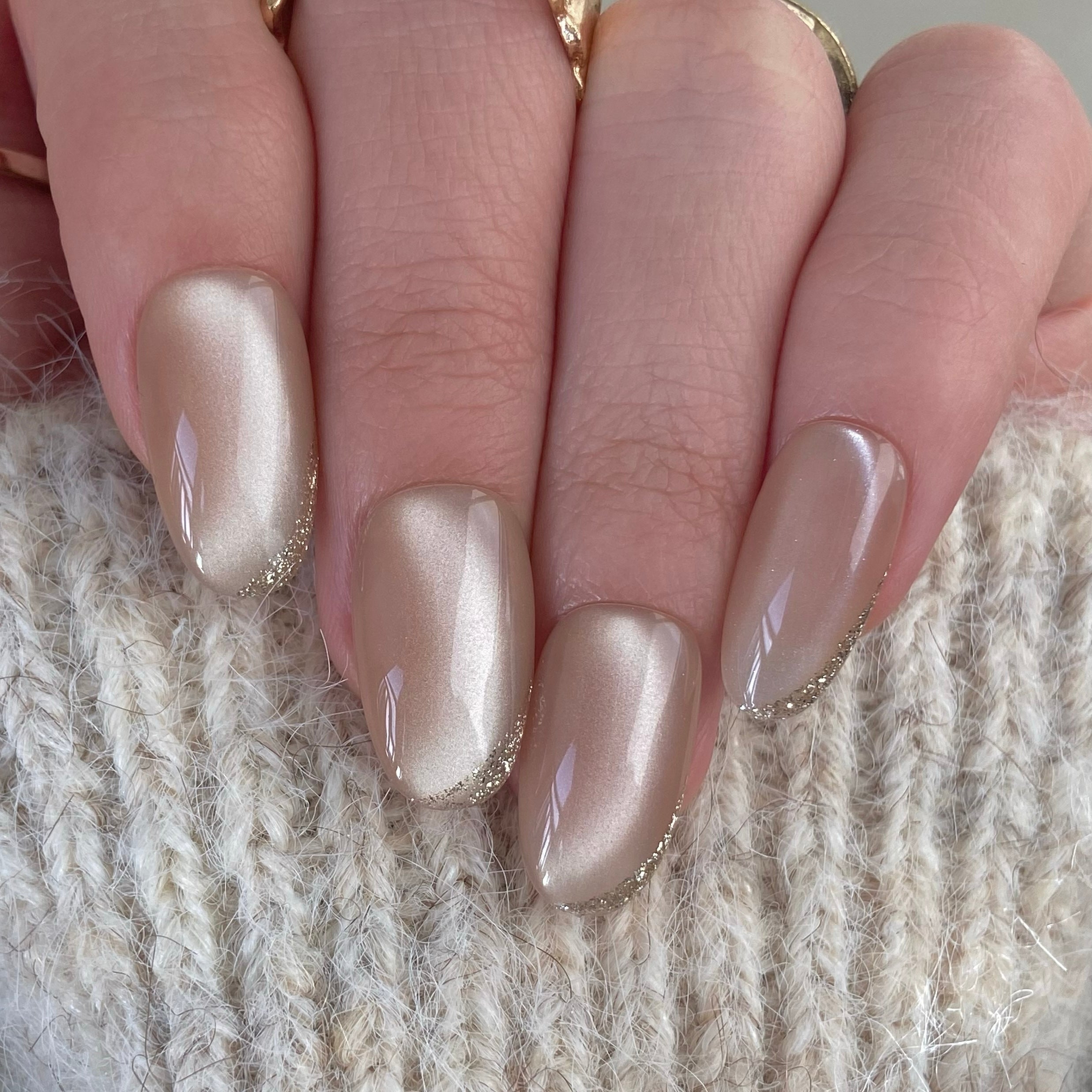 165 - Champagne Cat Eye