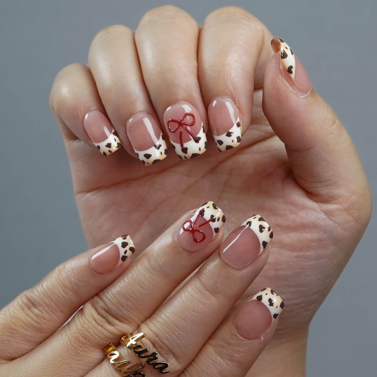 Leopard bow