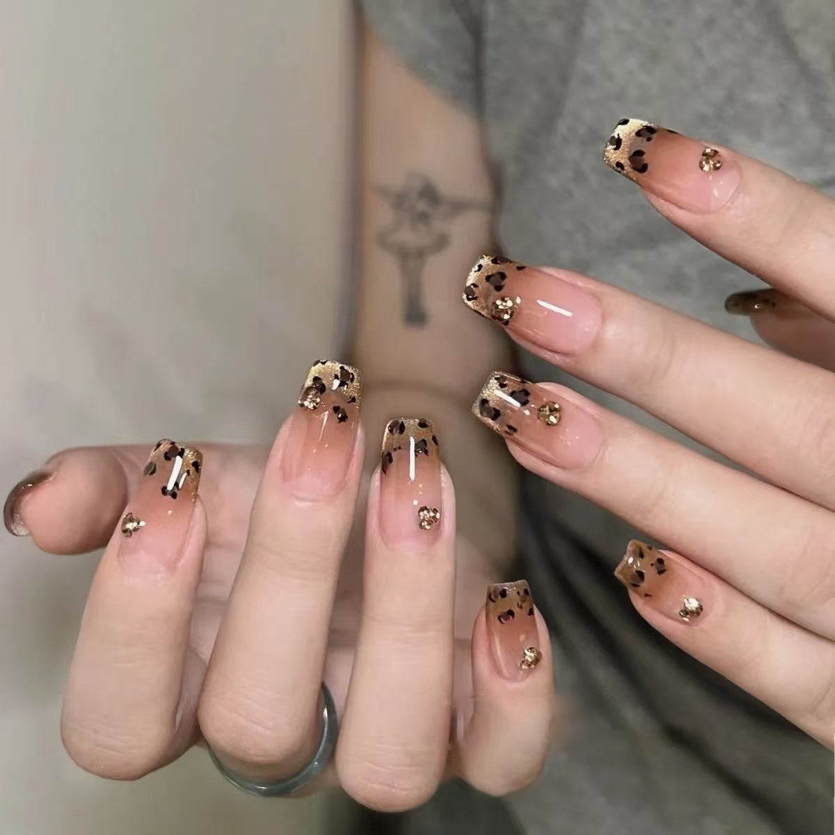 Leopard Glitter