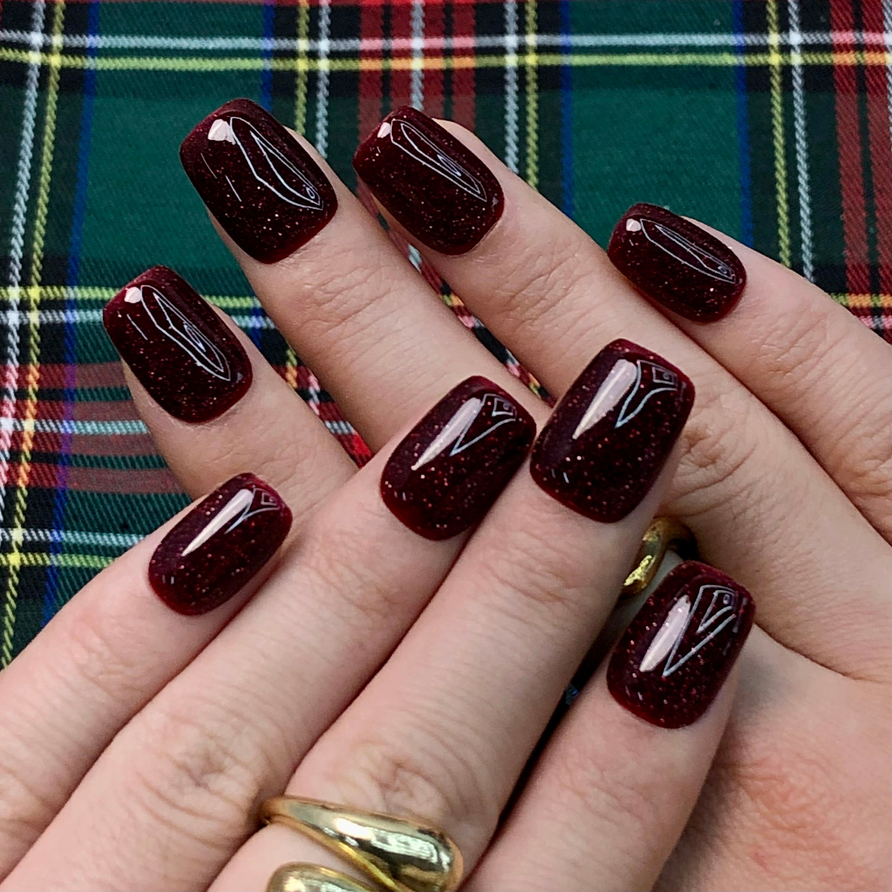 Short Burgundy Glitter