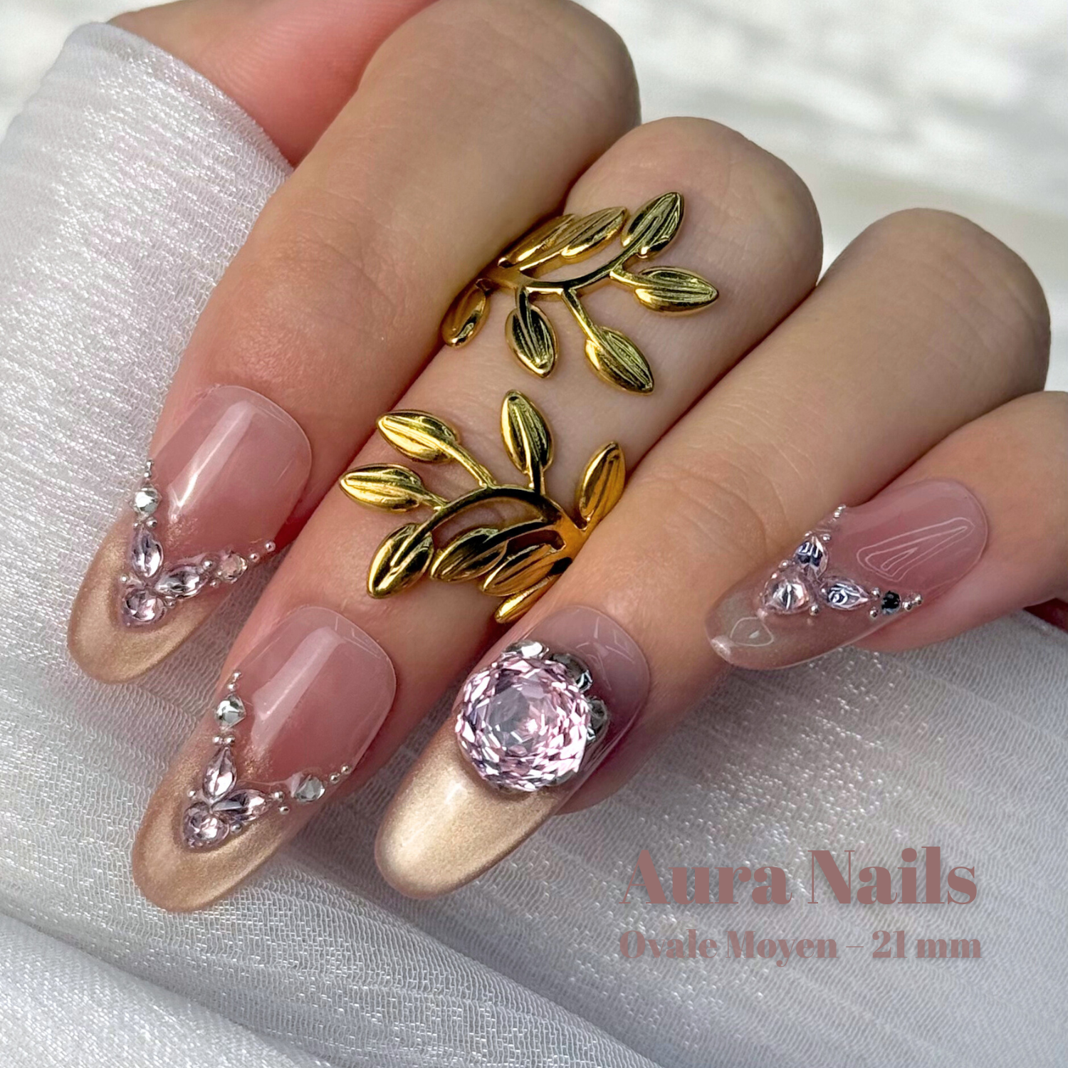 Diamant rose scintillant N°249