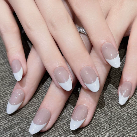 Nude French
